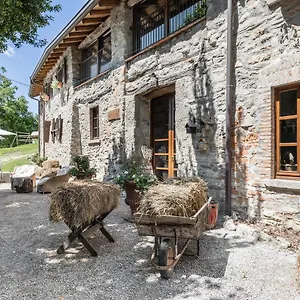 Cascina Mirandola Alojamento de Turismo Rural
